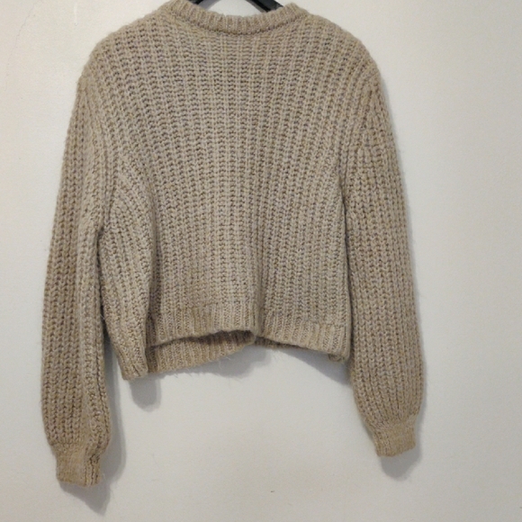 Zara Beige Knit Cardigan - Picture 2 of 14